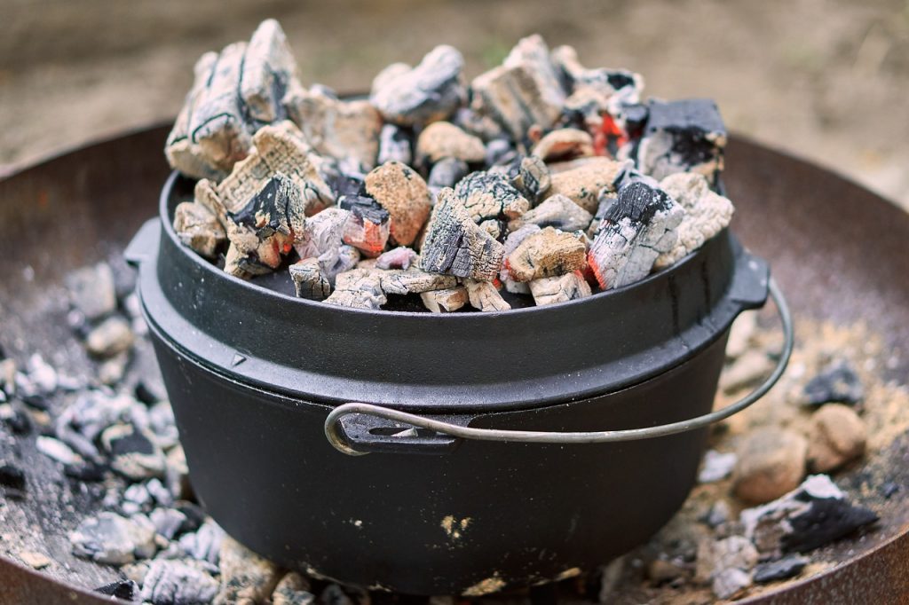 Using A Dutch Oven For Deep Frying: Safety And Tips