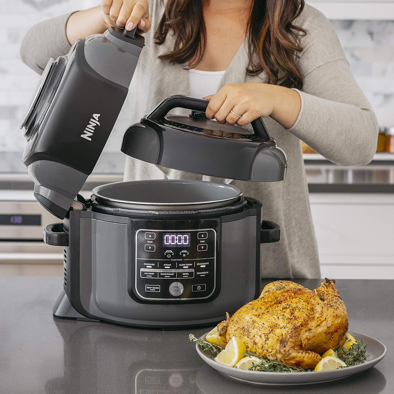 Ninja OP302 Foodi 9-in-1 Pressure, Broil, Dehydrate, Slow Cooker, Air Fryer, and More, with 6.5 Quart Capacity and 45 Recipe Book, and a High Gloss Finish