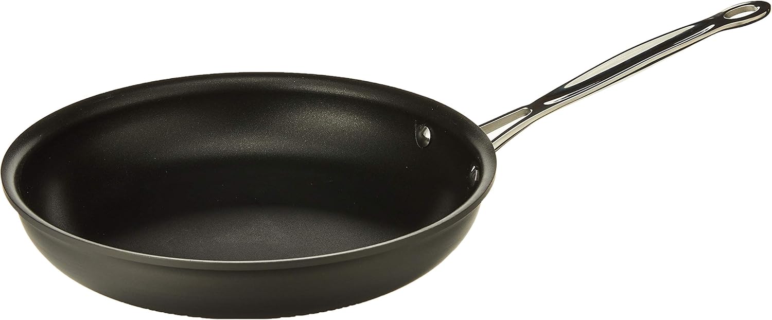 Cuisinart 622-24 Chefs Classic 10-Inch Nonstick-Hard-Anodized, Open Skillet  622-20 Chefs Classic 8-Inch Open Skillet Nonstick-Hard-Anodized