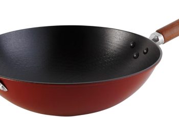 IMUSA USA Light Cast Iron Wok Review