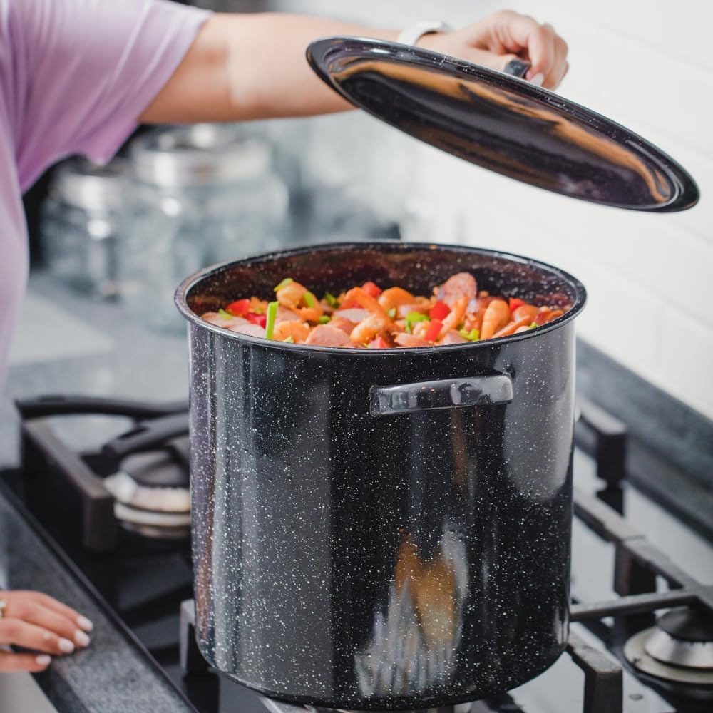 Granite Ware 15.5 Qt Steamer with Lid. Enameled steel perfect for seafood, soups or sauces.